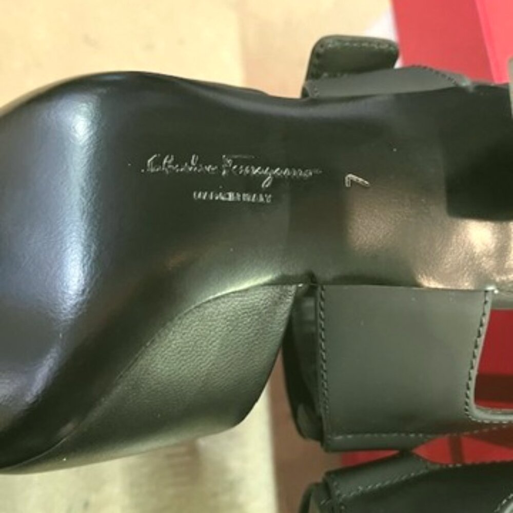 Ferragamo Sagar 40 Lambskin Slingback Pumps - Women - US7C - NWT - Picture 10 of 12